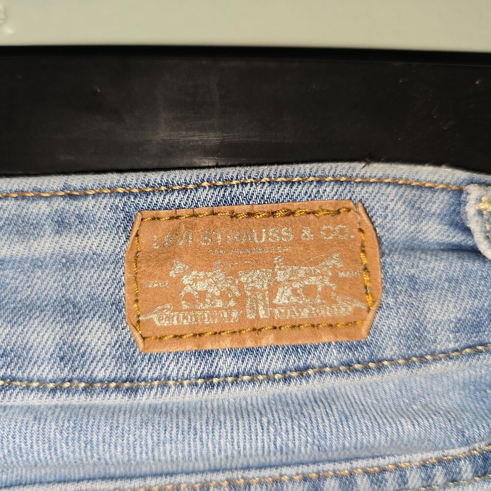 Levi's Women's Skinny Jeans, W26 L30 #1 - Picture 8 of 12